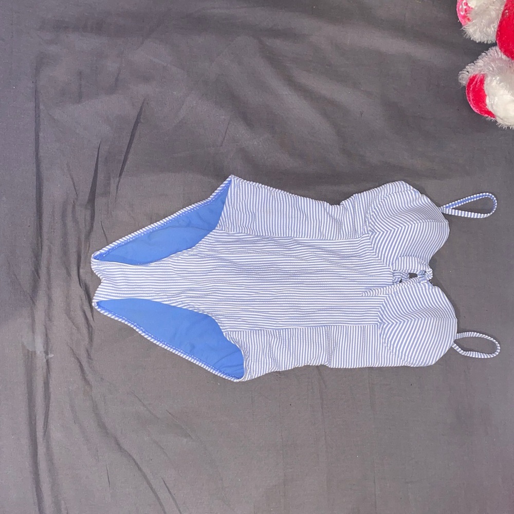 Bathing suit |one piece